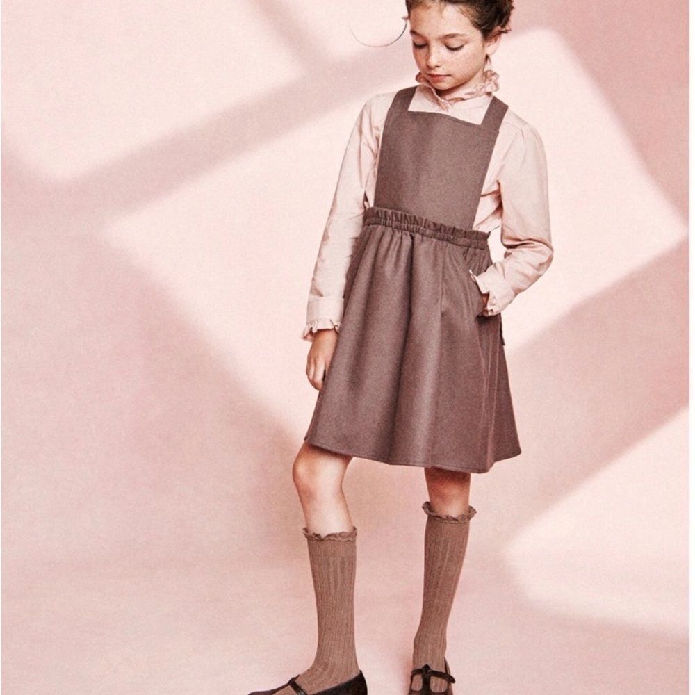 THE SUNDAY COLLECTIVE Apron Dress NWT Size 4 Peppercorn